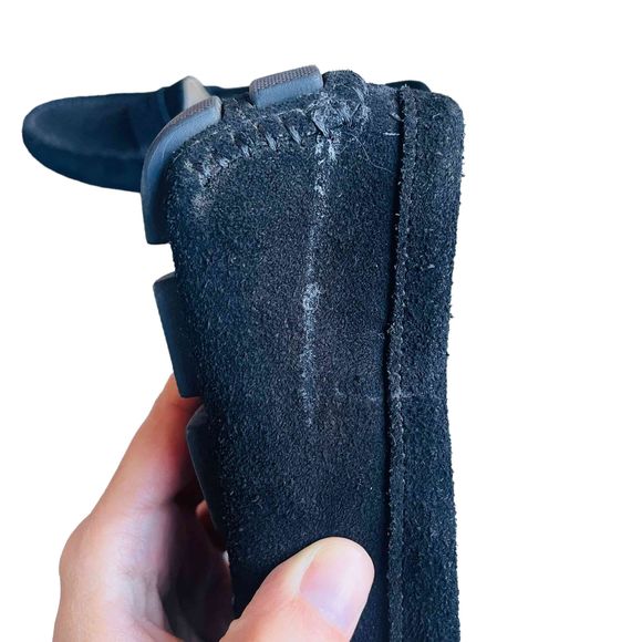 👞 Women’s Saks Fifth Avenue Black Suede Loafers | Size 9B - Picture 5 of 6